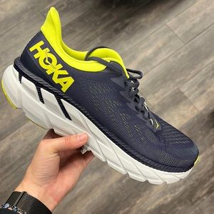 Hoka Clifton 7